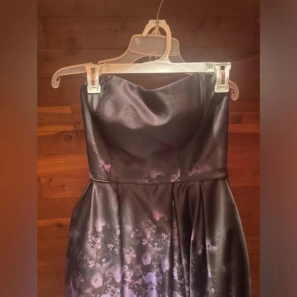 Size 10, Betsy Adam strapless dress with zipper and clasp on the back worn once - Picture 2 of 4